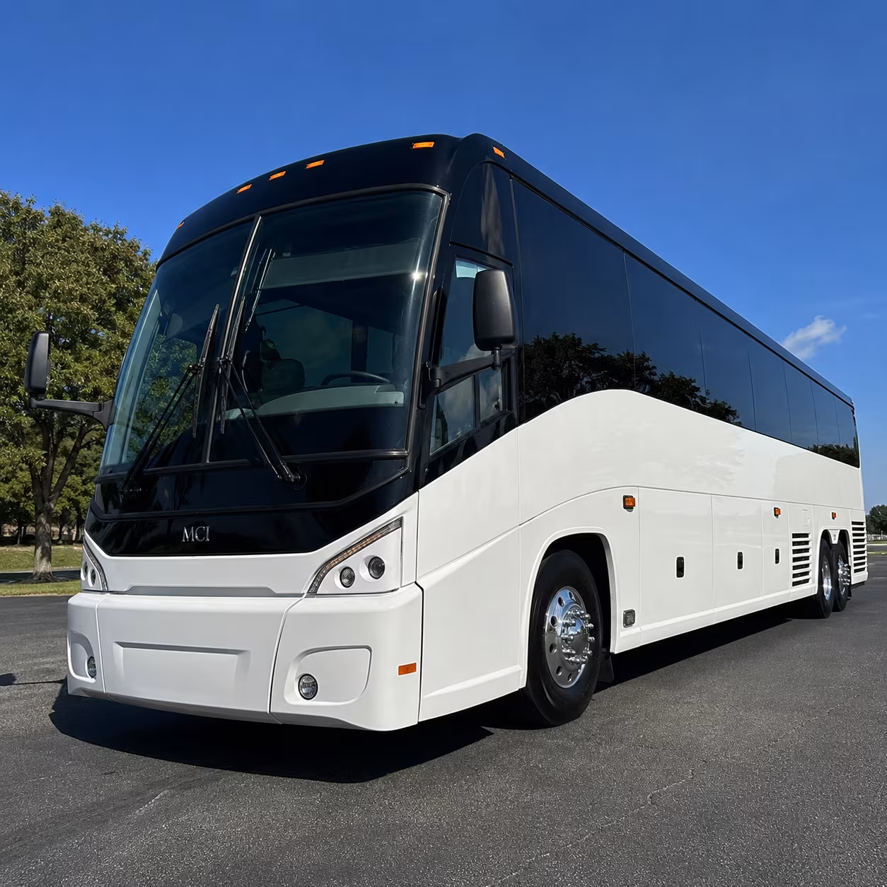 40-56 Passenger Charter Bus Exterior