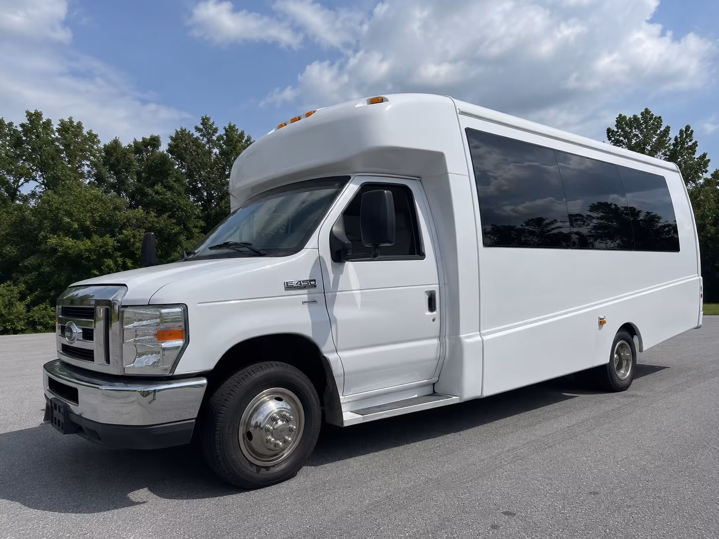 Winston-Salem Birthday, Sweet 16, & Quinceañera Transportation party bus interior